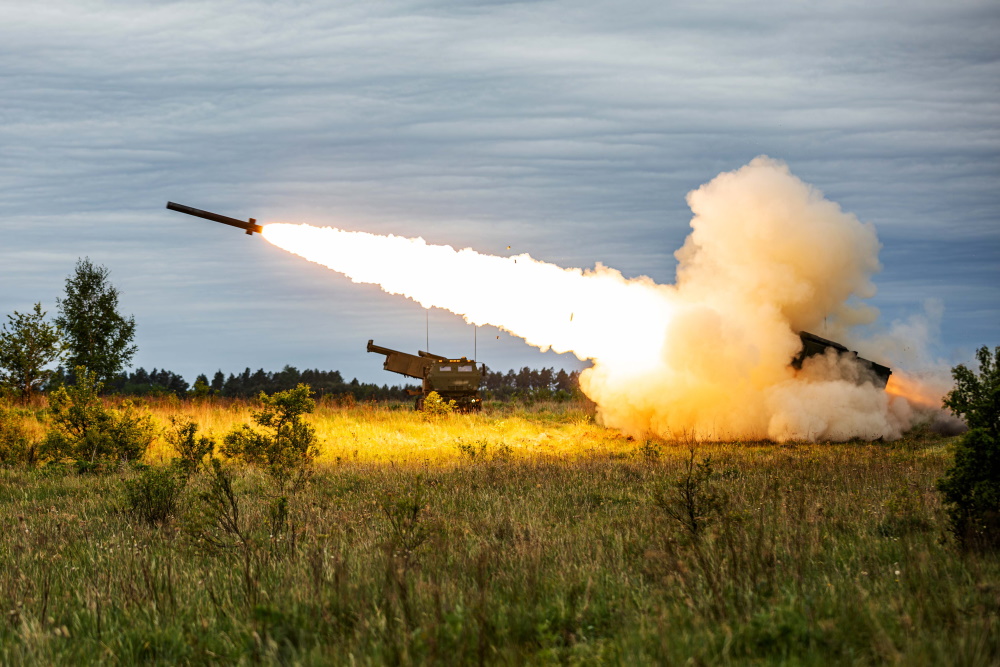 США и Германия создали новую версию системы HIMARS